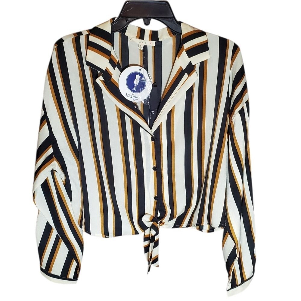 NWT Le Lis Women's Striped Button Down Blouse